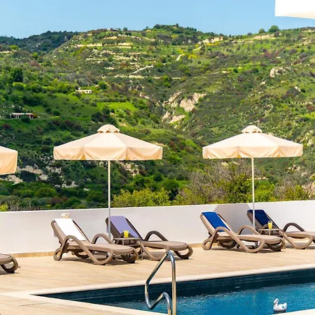 With Private Pool And Great Views Villa