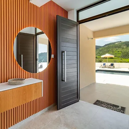 With Private Pool And Great Views Villa